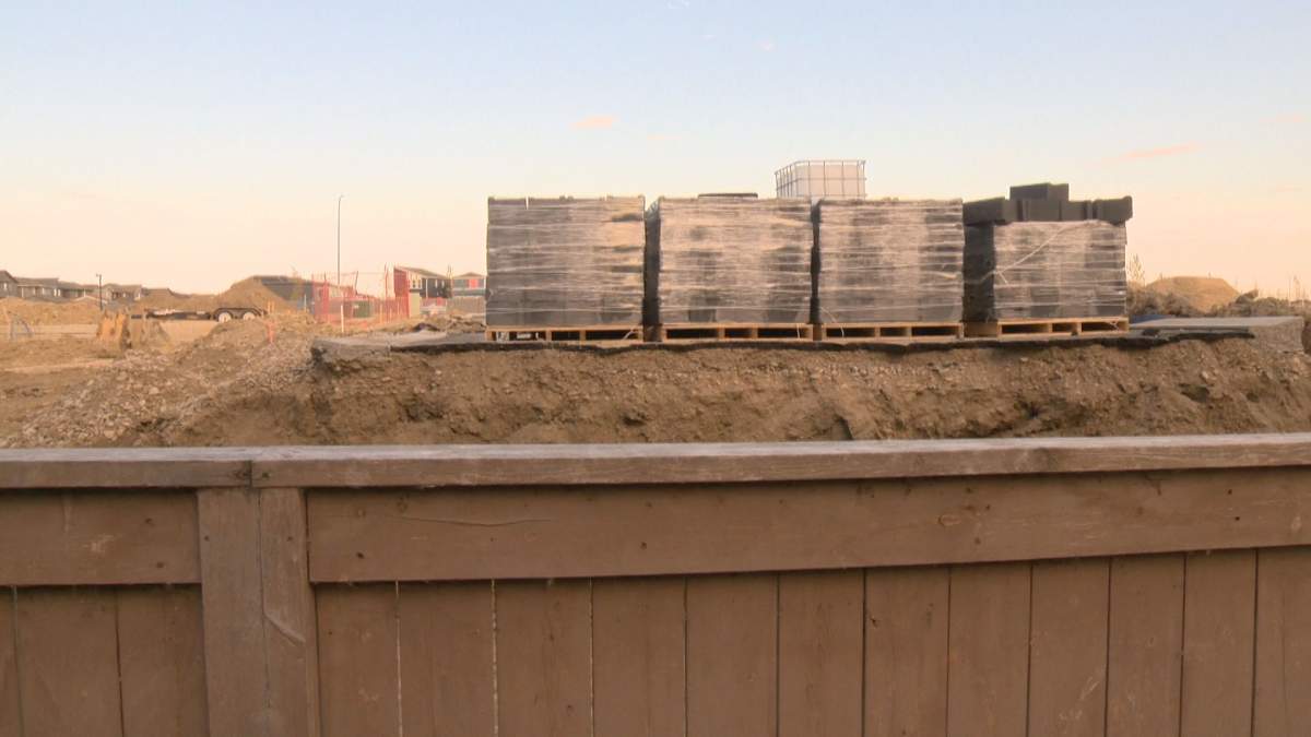 Calgary homeowners concerned over new development