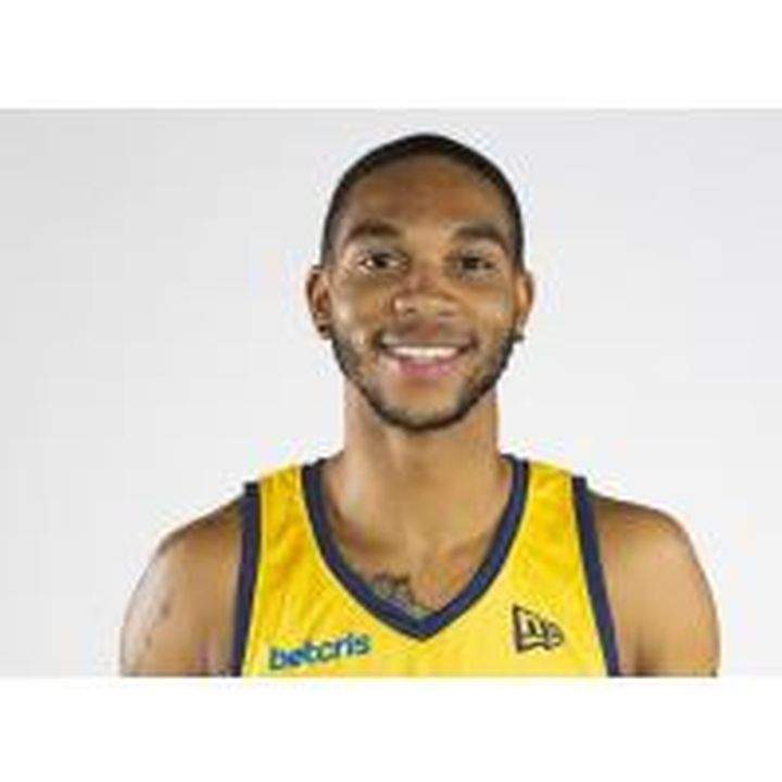Just weeks after helping the Edmonton Stingers capture the Canadian Elite Basketball League championship, 25-year-old point guard Xavier Moon has been named the league's player of the year.