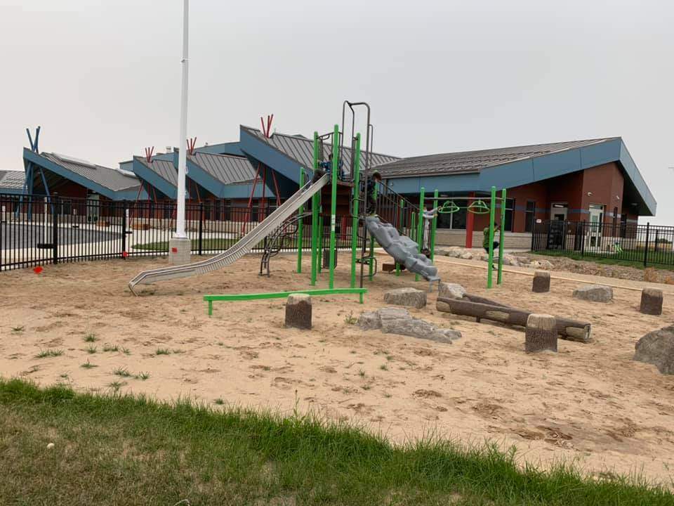 After briefly bringing students back for in-class learning earlier this week, Fishing Lake First Nation's Chief Sabitawasis School is moving classes completely online. 