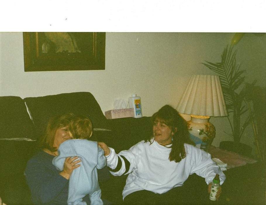Kantor, her daughter Tracy and her child are pictured.