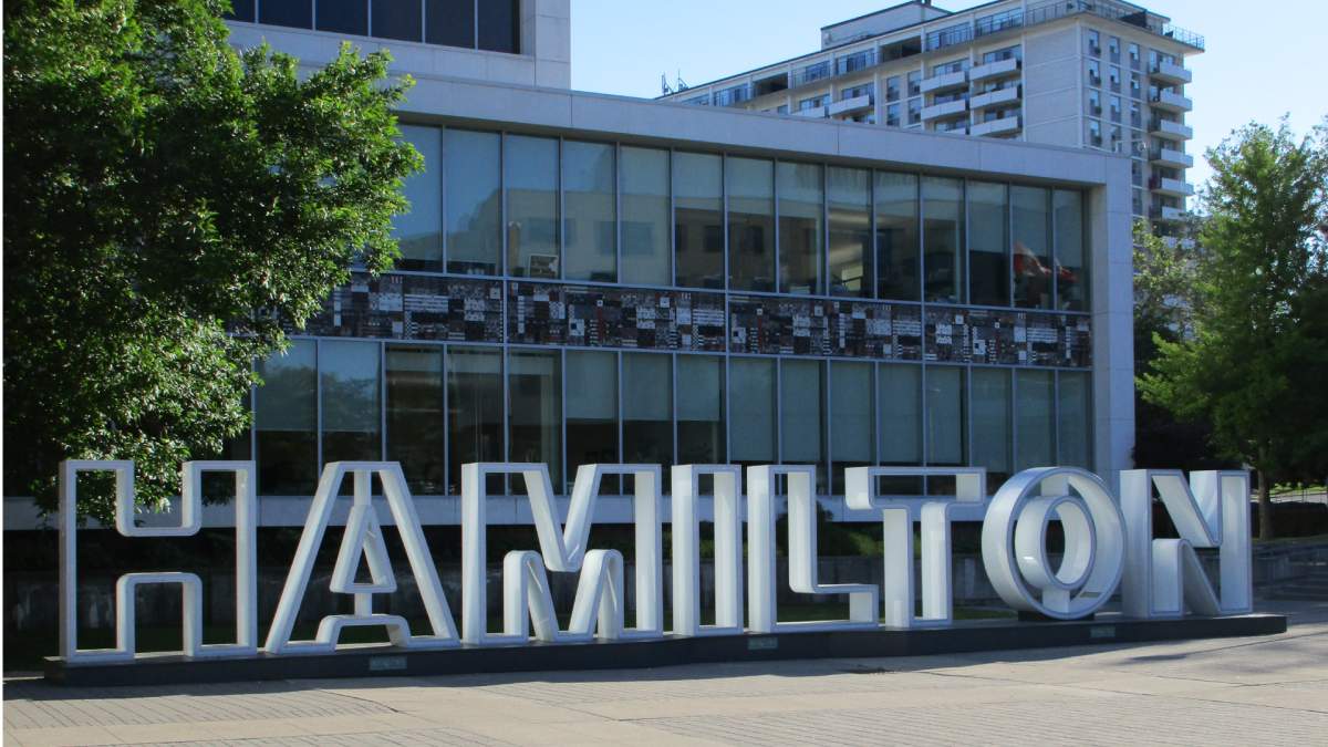 Hamilton city councillors have taken the first step towards creation of a vacant home tax, as a way addressing an affordable housing crisis.