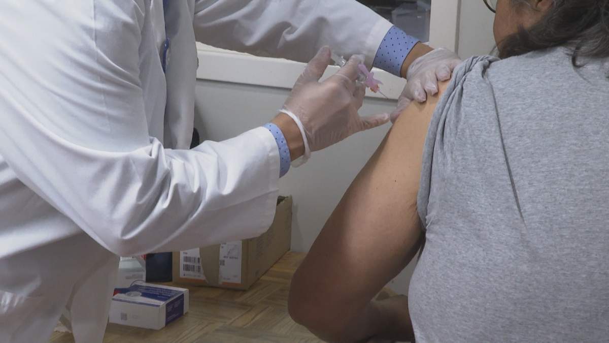 Saskatchewan pharmacists will be delivering the COVID-19 vaccine through community pharmacies in Phase 2 of the provincial immunization plan.