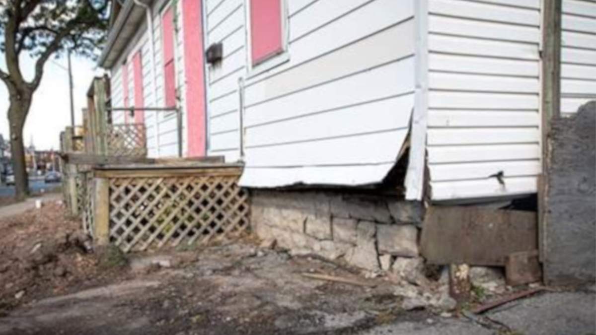 Metrolinx expects demolition of LRT properties to begin in November - image
