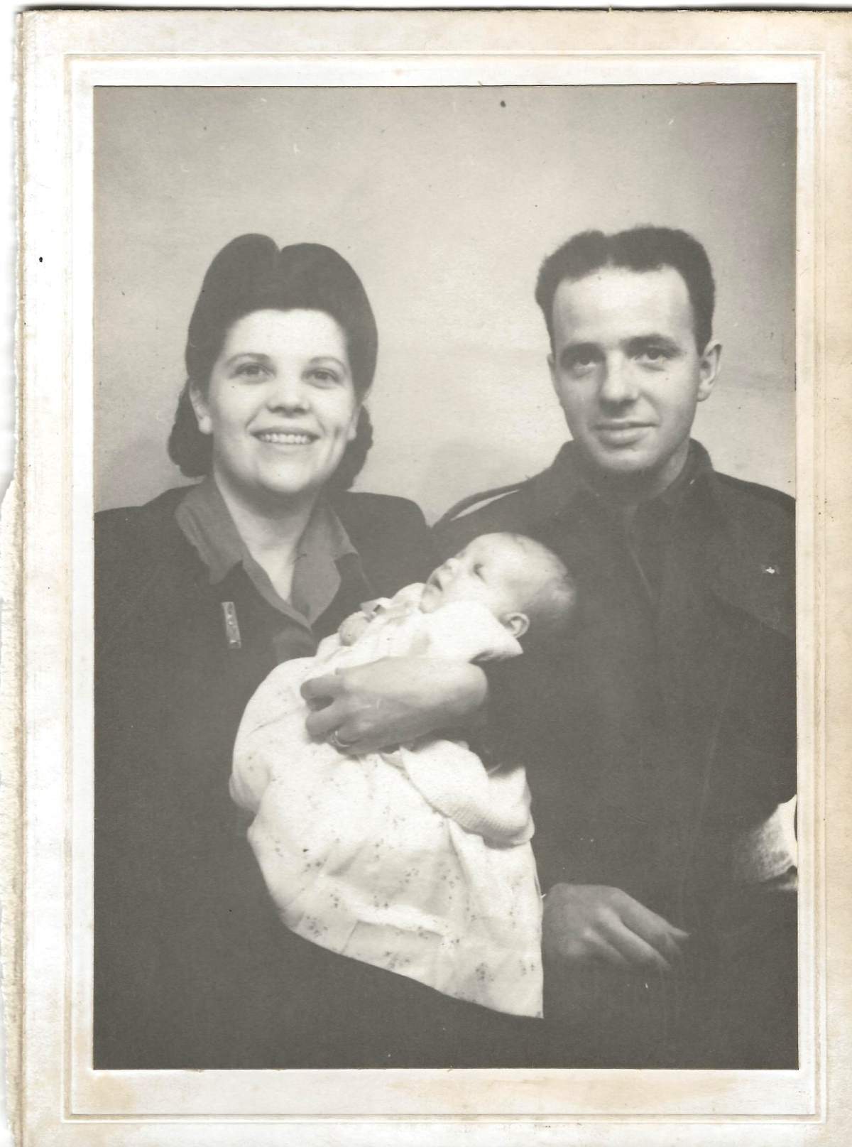 Kathleen & Emile welcomed their first daughter Rita