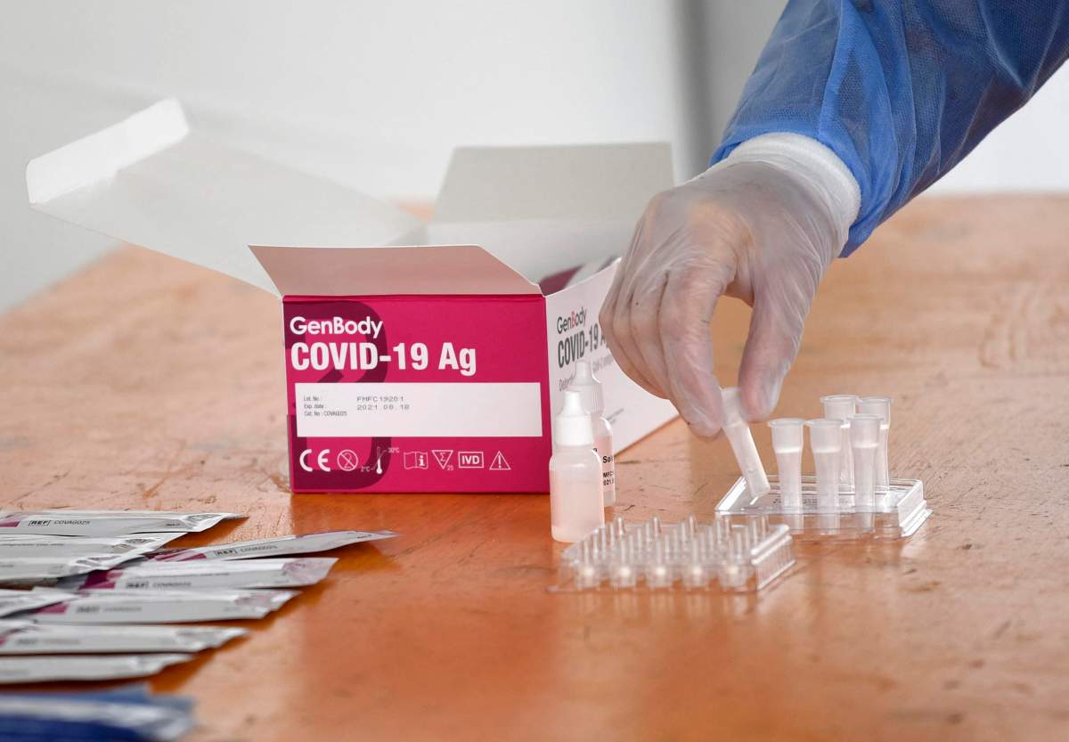 Open of the large drive-in Covid-19 testing in Milan, Italy on November 14, 2020. Photo by blufoto/IPA/ABACAPRESS.COM.