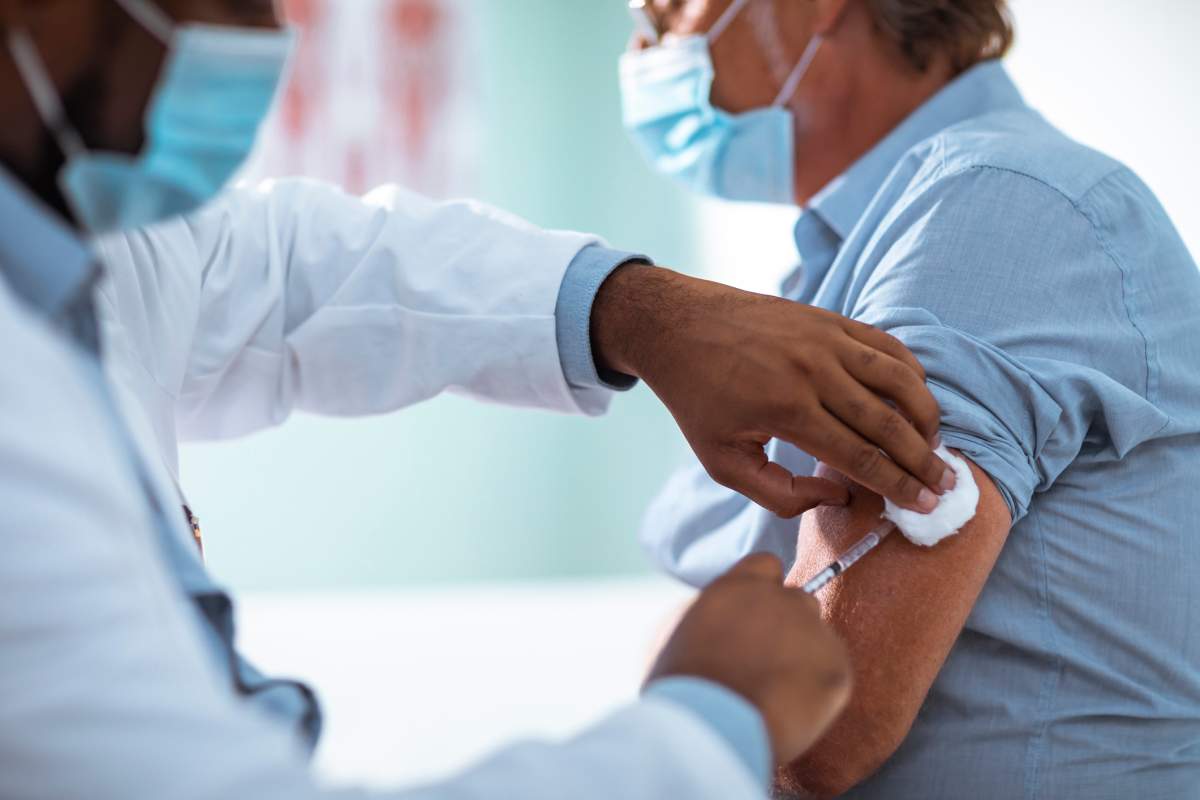 N.S. medical officer responds to New Brunswick flu shot concerns - image