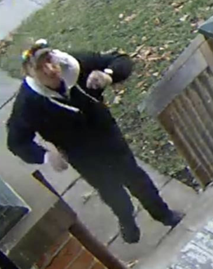 Police in Lindsay have arrested a man following a theft from a front porch.