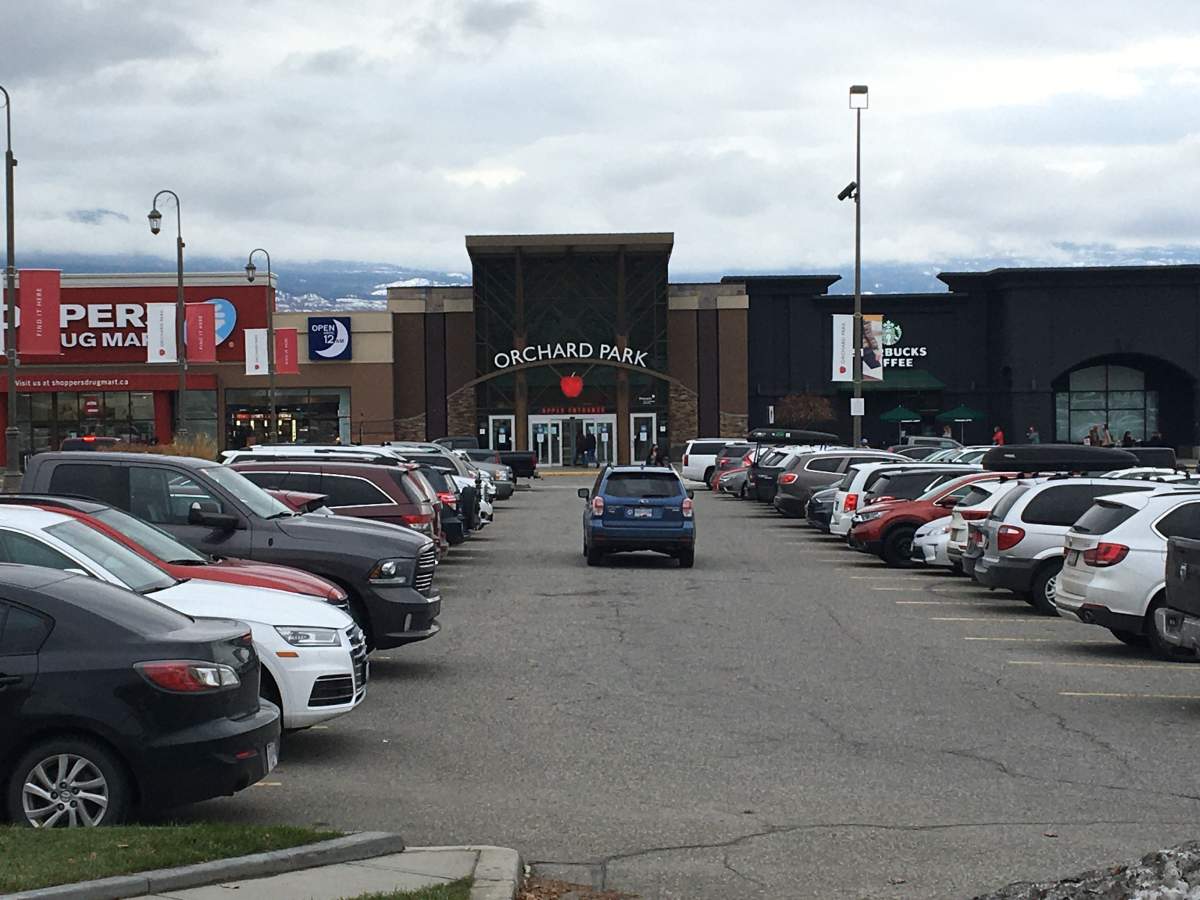 Orchard Park Shopping Centre .