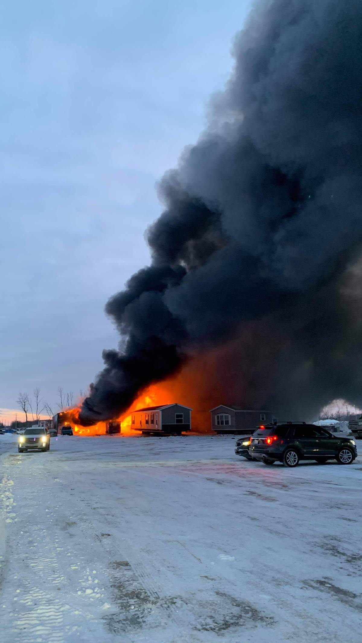 Emergency crews on-scene at a Headingley, Man.-area fire Christmas Eve.