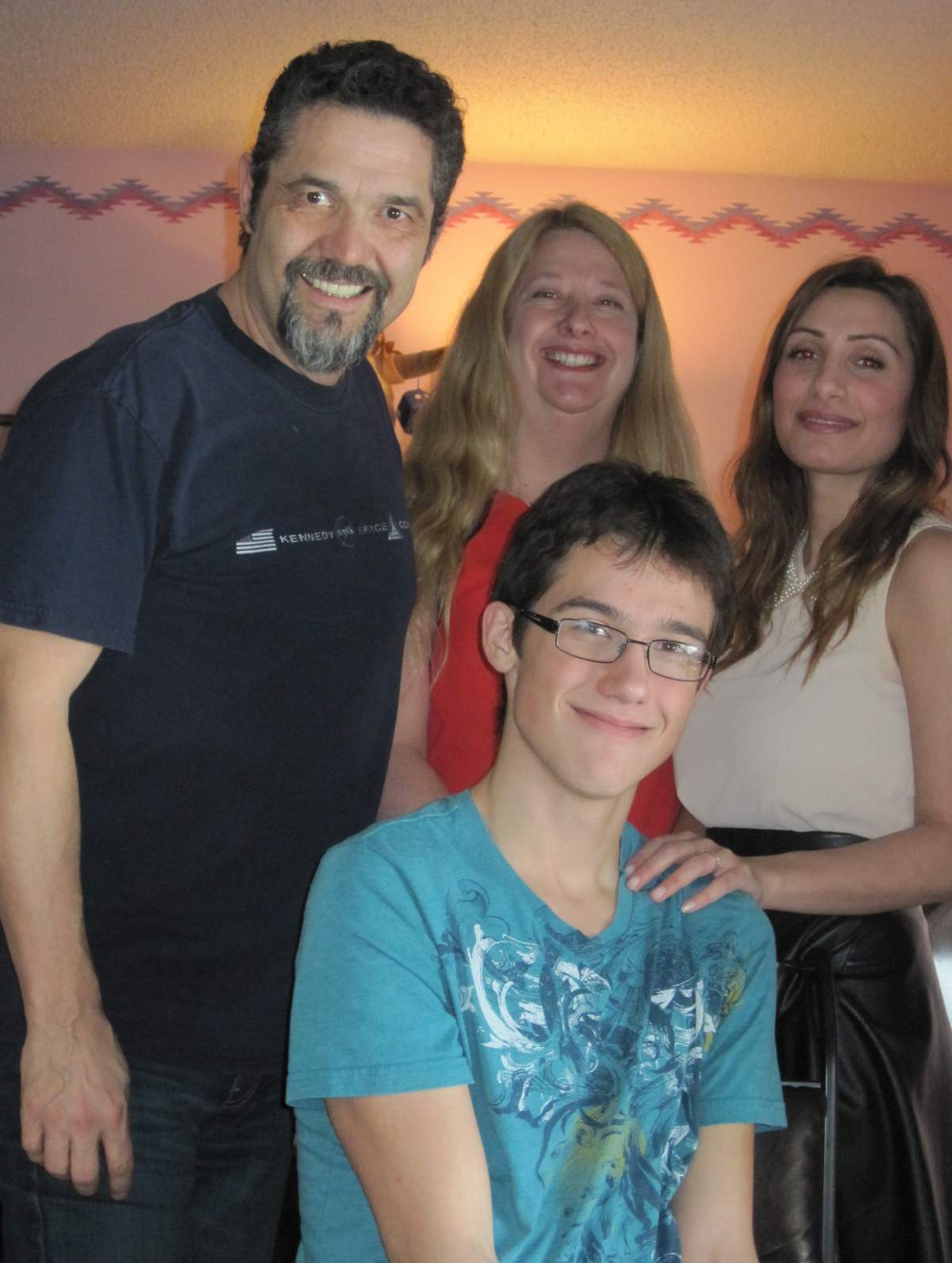 Ian with his wife Kathleen and children Jill and Jake.