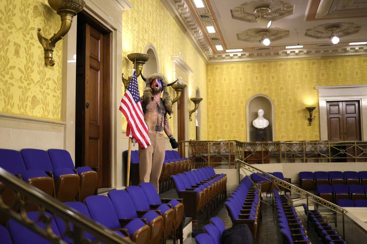 ‘Lawless intimidation’: Politicians, media shelter in place at U.S. Capitol in Washington, D.C. - image