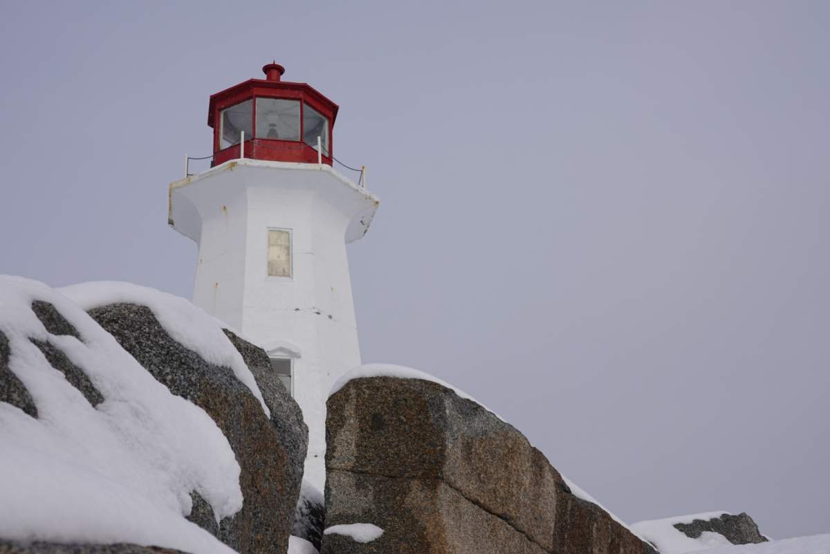 Peggy's Cove rocks pic
