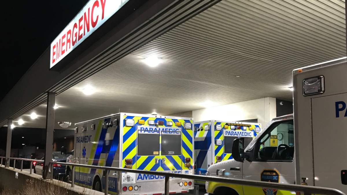 Crown suggests former Hamilton paramedic on trial participated ‘in a dangerous lift’ - image