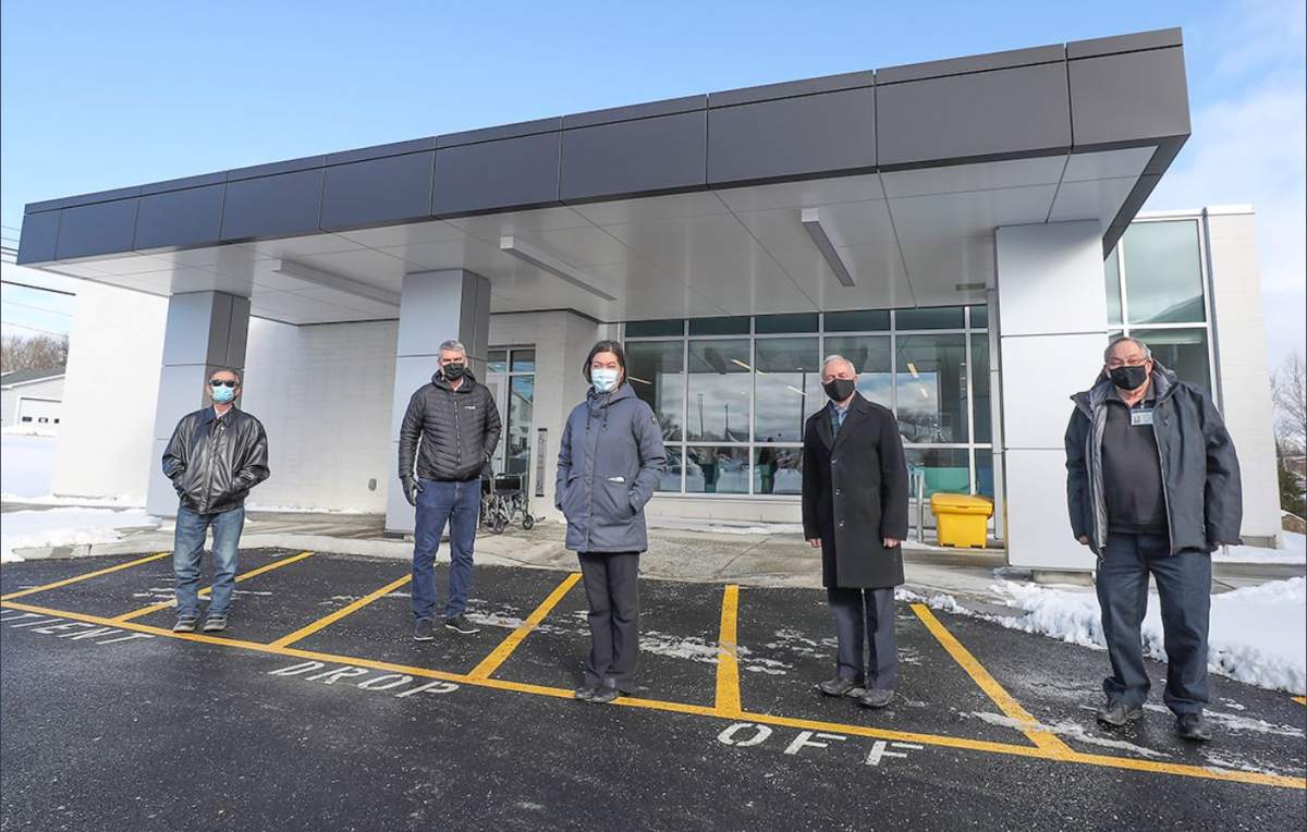 Premier Stephen McNeil and Health and Wellness Minister Leo Glavine visited the new Middleton health centre with key partners to see how it better meets the needs of the community and health-care staff.