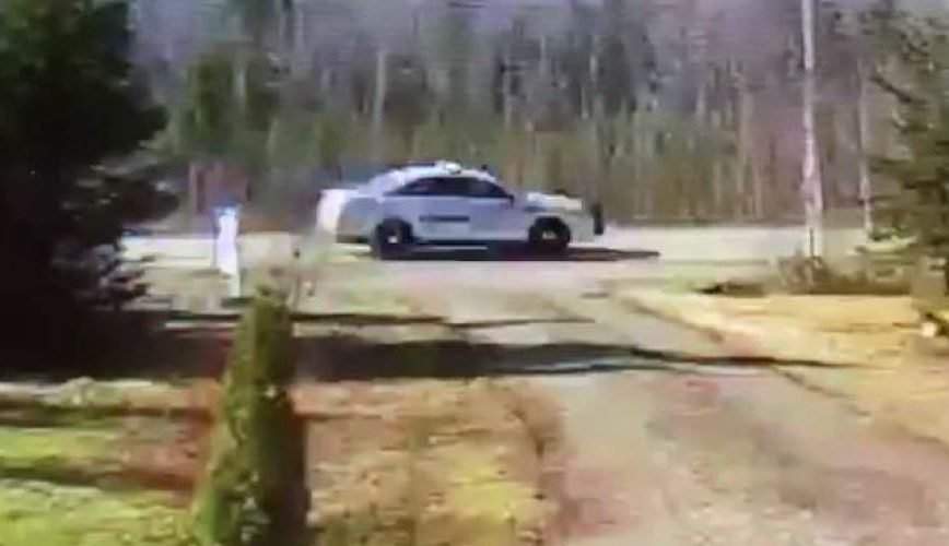 Video shows the gunman travelling south on Highway 4 at 9:23 a.m. on April 19, 2020.