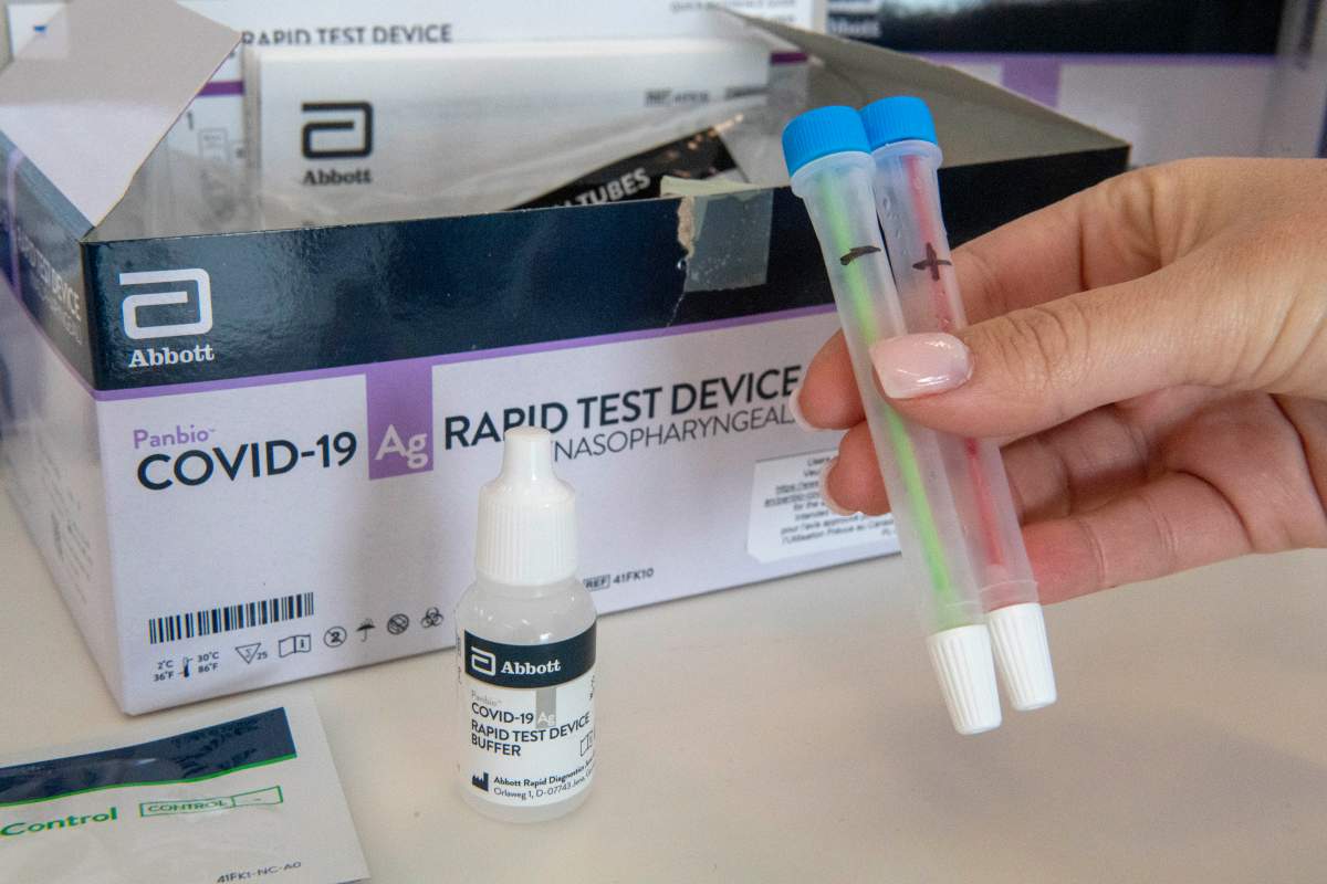 Concerns raised over University of Alberta request for volunteers at COVID-19 rapid testing clinics - image