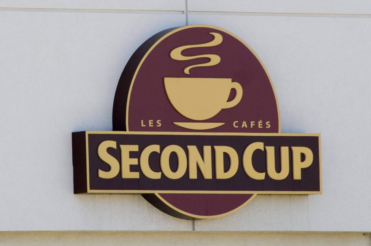Quebec's Foodtastic plans to acquire Second Cup Coffee Co. in a bid to expand its national footprint.