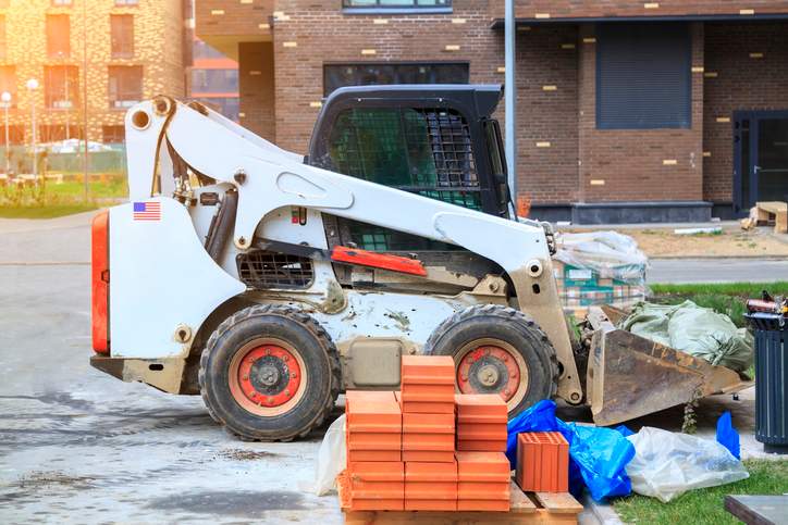 A skid steer.