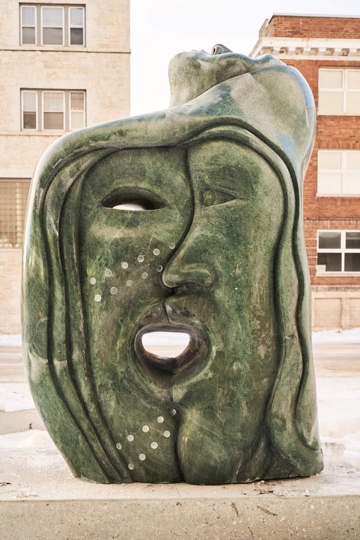 Goota Ashoona’s “Tuniigusiia/The Gift,”
