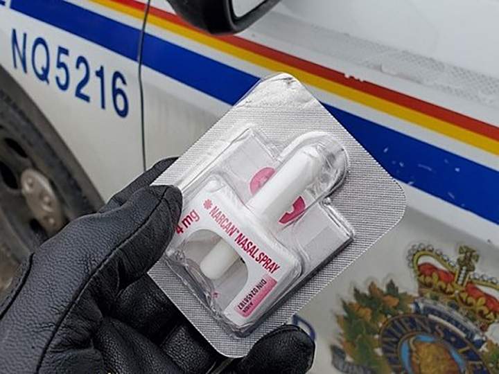A photo of an RCMP Narcan nasal spray kit.