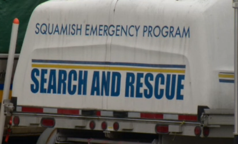 Crews spent Friday scouring the backcountry near Elfin Lakes in search of a missing backcountry skier. 