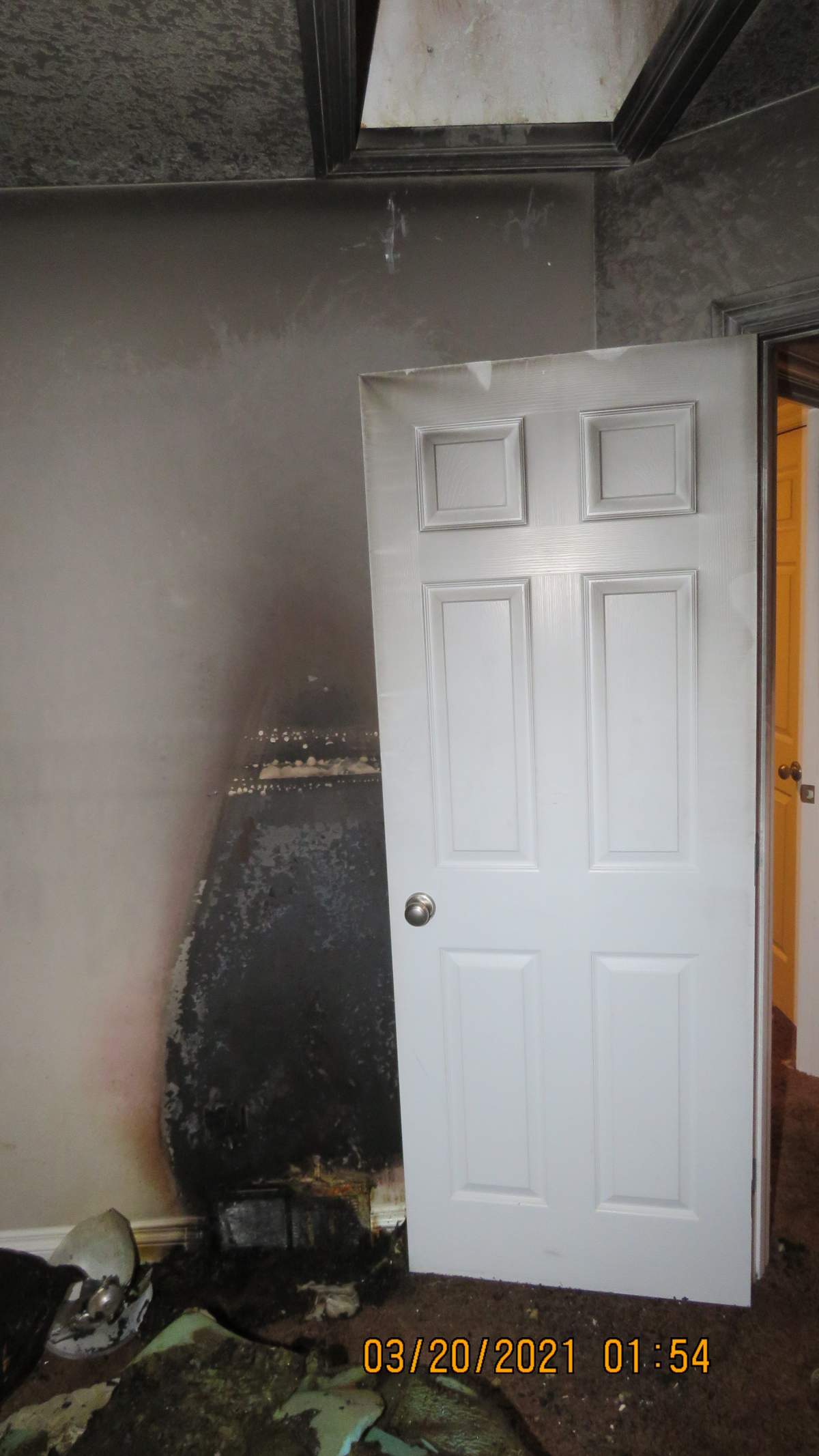 A Saskatoon homeowner managed to extinguish a fire by filling up their bathtub with water and pouring it on the flames and smoke. 