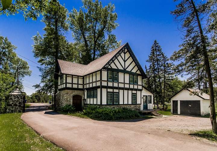 A smaller adjoining building on the property. Courtesy Joseph Montanaro
