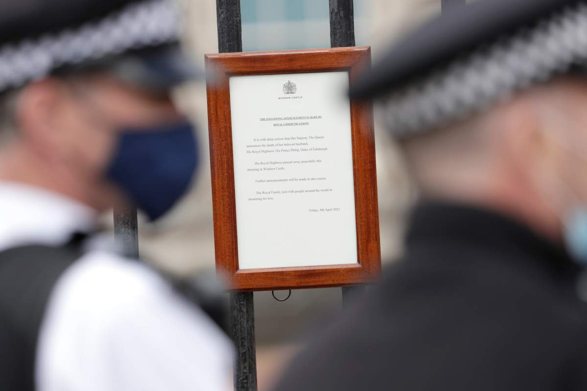 The announcement of Prince Philip’s death posted on the gates of the palace.