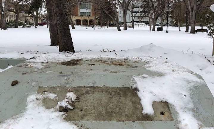 The City of Regina removed the John A. Macdonald statue from Victoria Park in Regina on Tuesday after city council voted in favour of relocating it in March. 