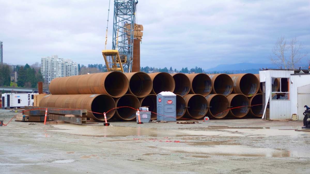Work taking place in the Pattullo Bridge yard earlier this year. Credit: Al Coen / Global News