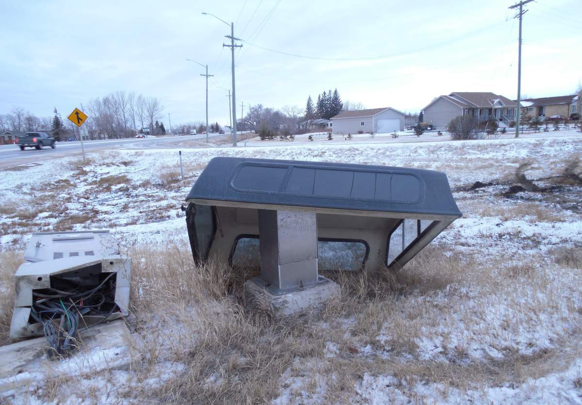 Red River North RCMP are looking for the driver of a pickup truck involved in a crash in the RM of St. Andrews March 24. They say the driver left the scene, but likely left behind this truck cap.