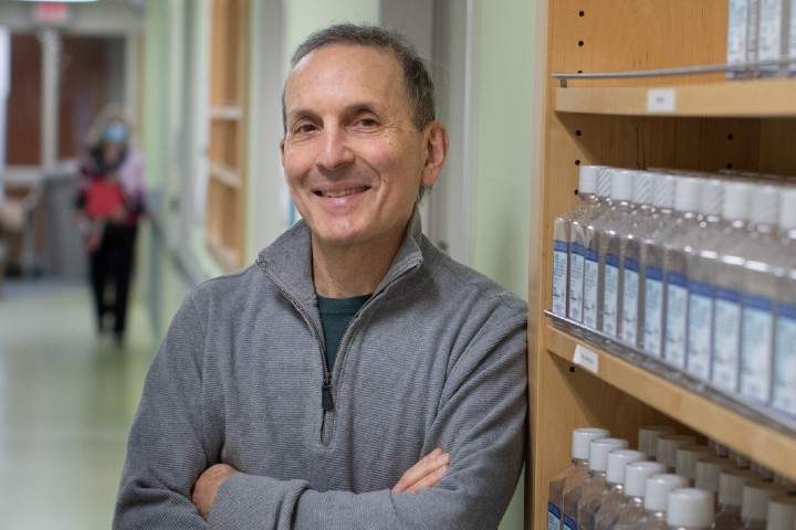 Dr. Daniel Drucker is the  sole Canadian winner of  the 2021  Canada Gairdner International Award .