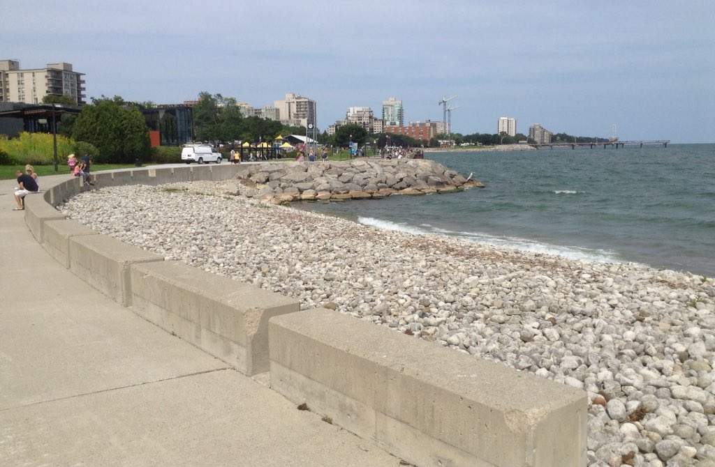 Starting this coming weekend, the City of Burlington is introducing a summer parking fee at Beachway Park.