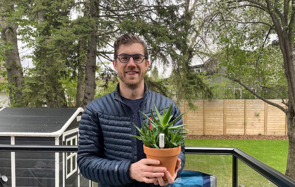 Andy Burke, founder of Quench, creates the first moisture meter that plays sound.