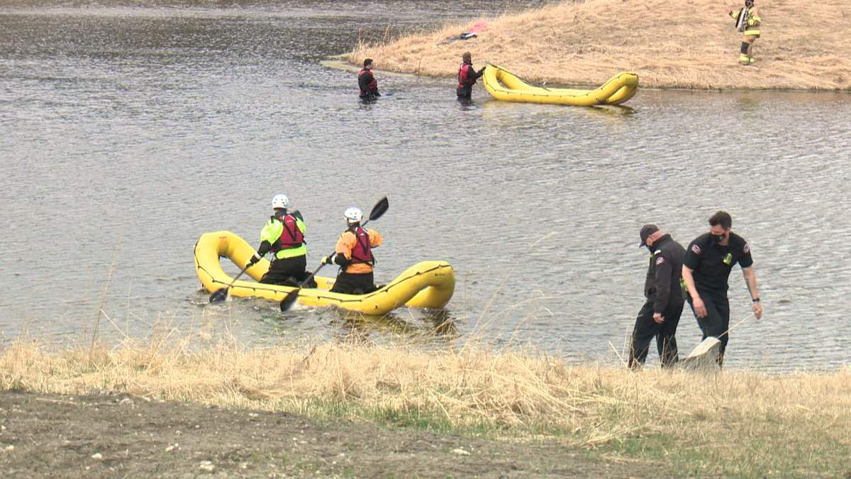 1 person in critical condition after water rescue in southwest Edmonton - image