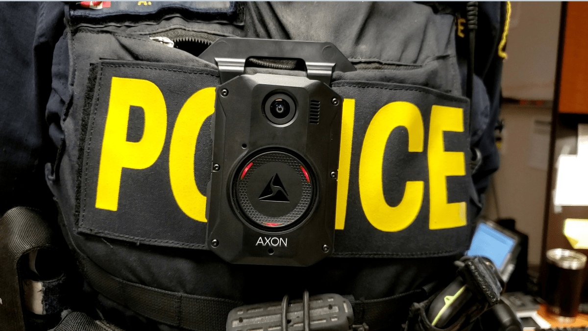 A new report is recommending that body cameras be mandatory for all police forces in Quebec. A government committee formed two years ago came to the conclusion that there should be a single standard for the entire province. (OPP/Global News).