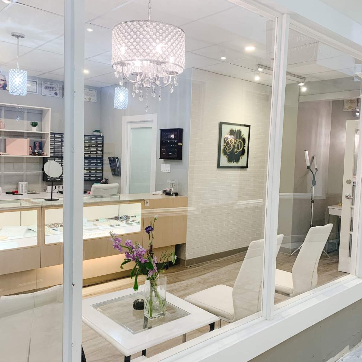 Piercing studio