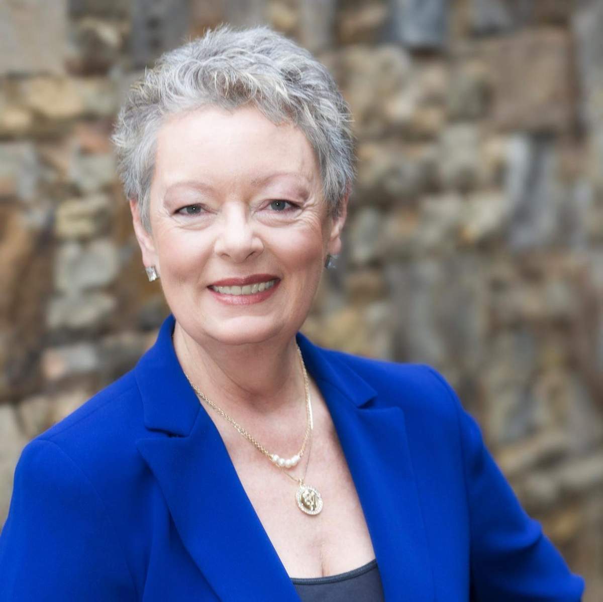 Author Sandy Weaver