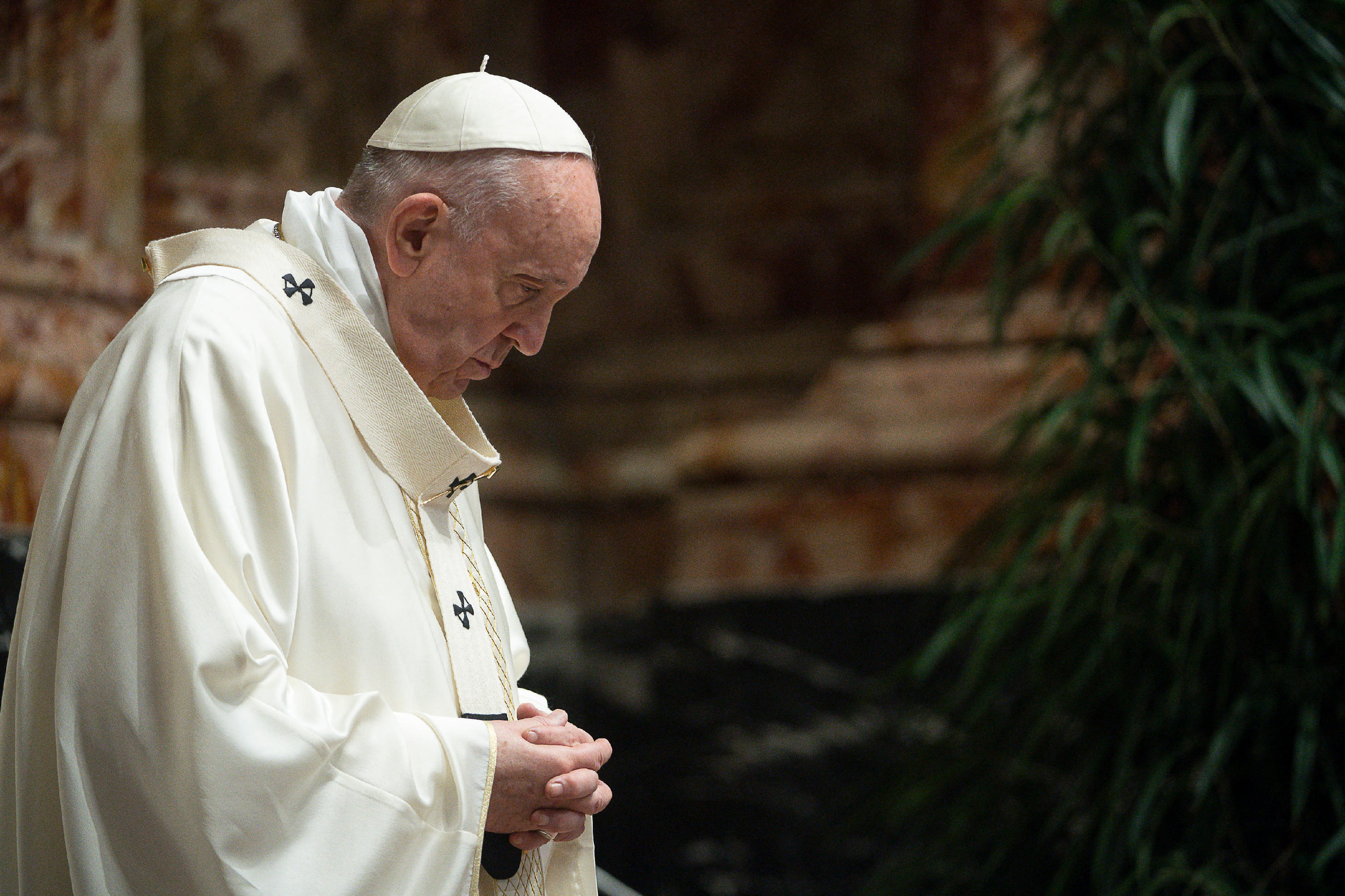 Pope Francis leads a Holy Mass on the Solemnity of the Most Holy Body and Blood of Christ in Saint Peter's Basilica at the Vatican City , on June 6, 2021. Photo by VATICAN MEDIA/CPP/ABACAPRESS.COM.