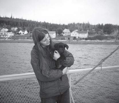 Nancy Dyson with Watsi on the ferry to Alert Bay, B.C., 1970. (COURTESY: DAN RUBENSTEIN)