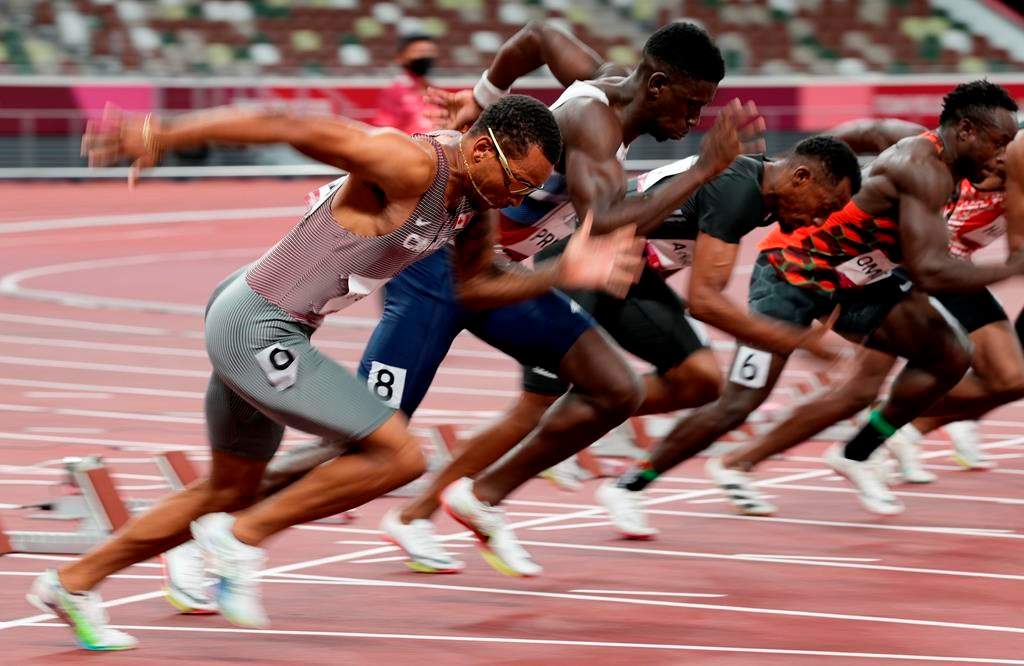 Canada’s Andre De Grasse competes in the men’s 100m heats event during the Tokyo Summer Olympic Games, in Tokyo, Saturday, July 31, 2021. De Grasse cruised into the semifinals of the men’s 100 metres, winning his heat in a season-best time of 9.91 seconds.