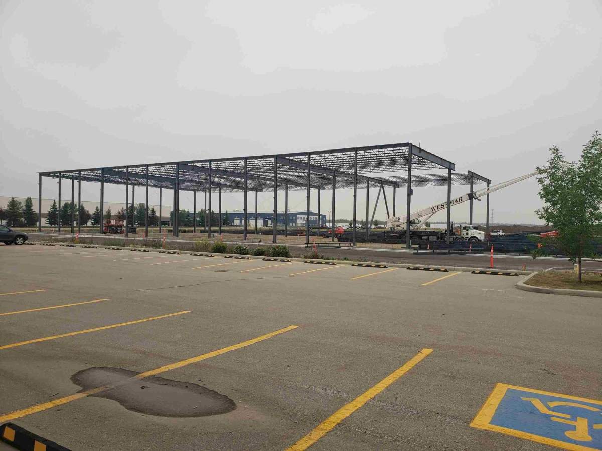 The building before it collapsed Wednesday night.