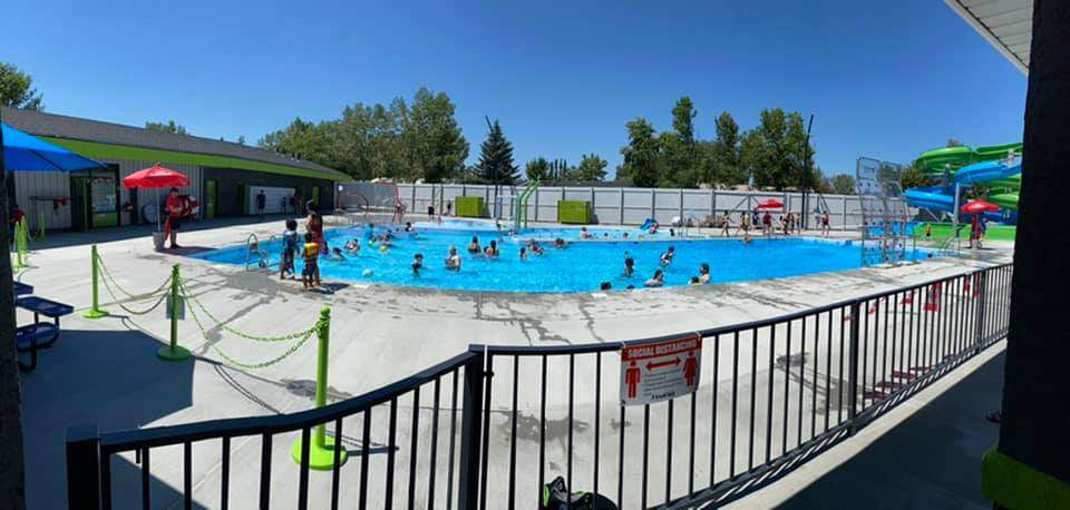 Town of Vulcan’s new public swimming pool.