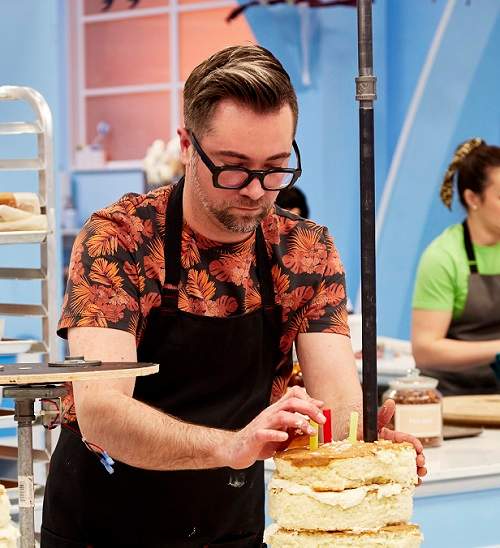 Bugyi is pictured in action during filming of ‘The Big Bake: Halloween’.