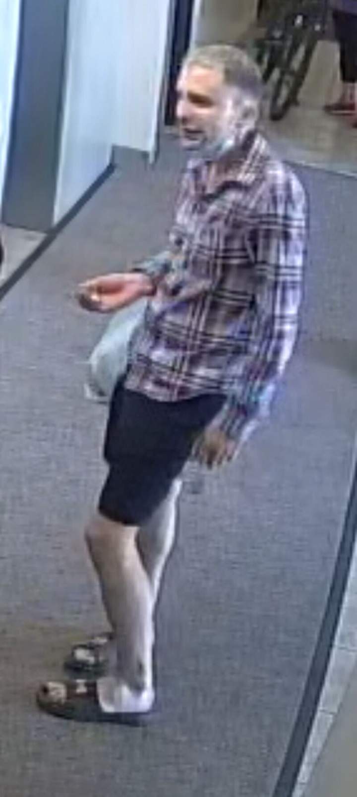 Man wanted in homicide investigation.