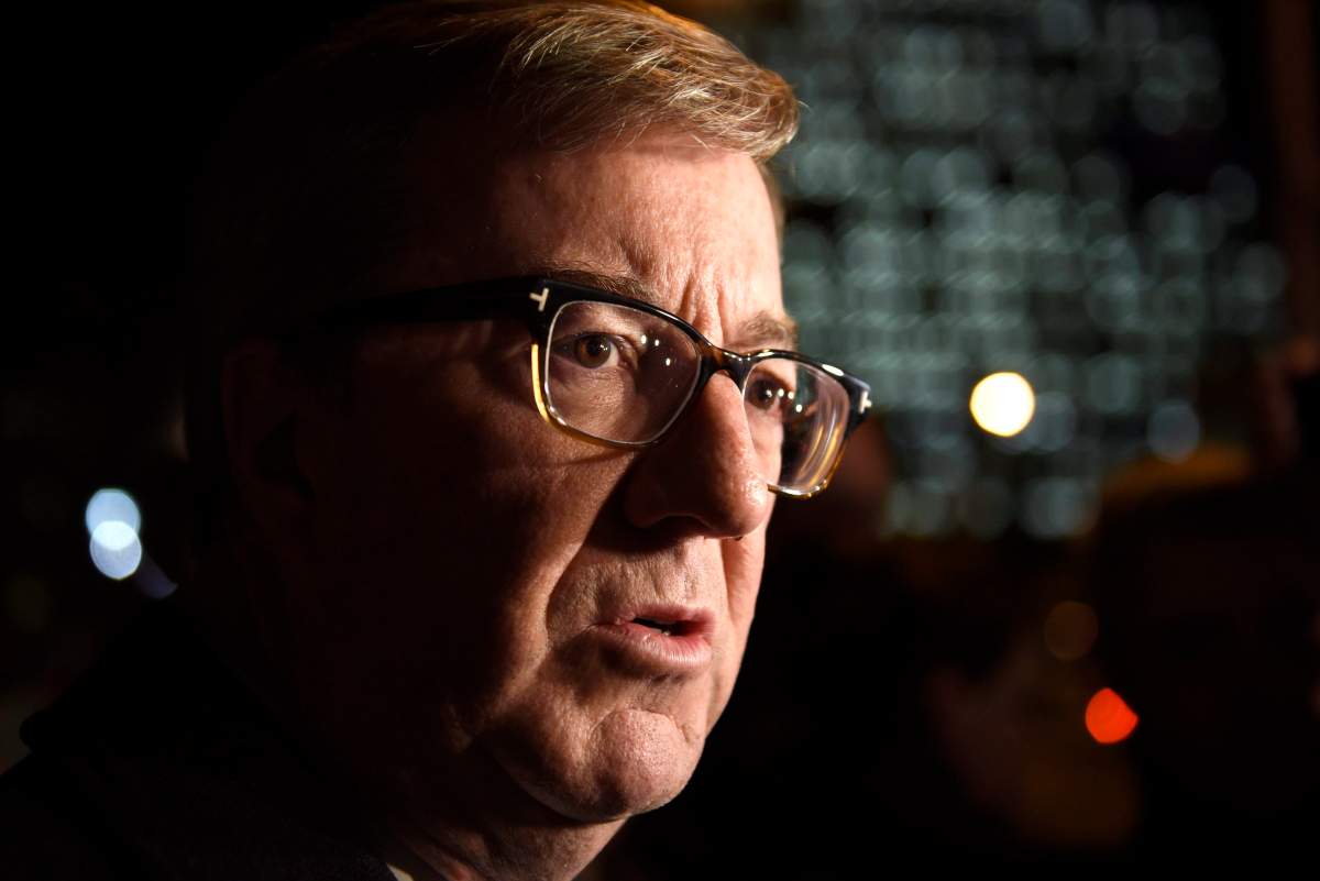 Ottawa Mayor Jim Watson supported calls for the auditor general to investigate the Confederation Line LRT in lieu of a judicial inquiry into the troublesome system at Wednesday's city council meeting.