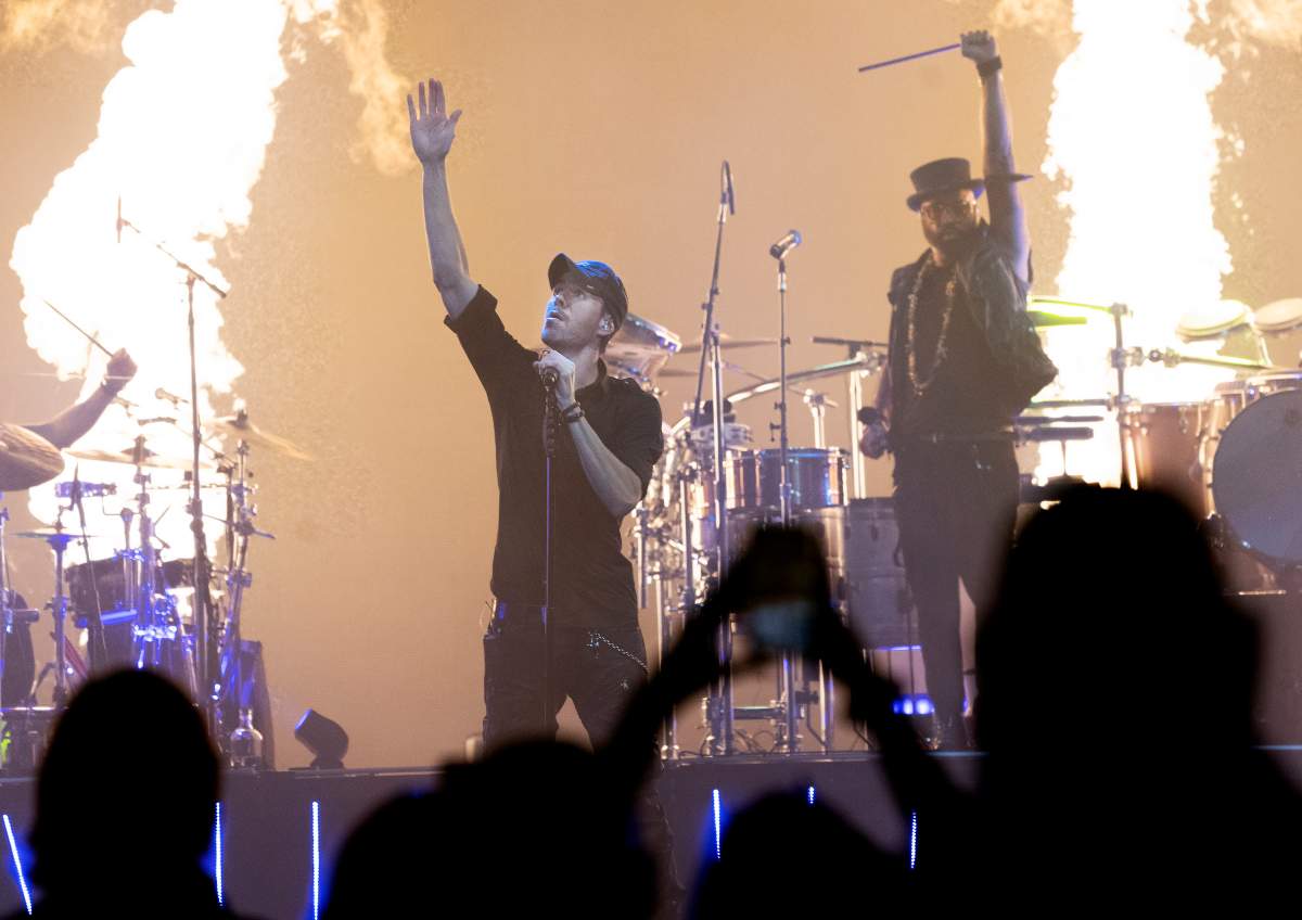 Singer Enrique Iglesias performs live in front of fans during a concert in Toronto on Thursday, October 7, 2021.