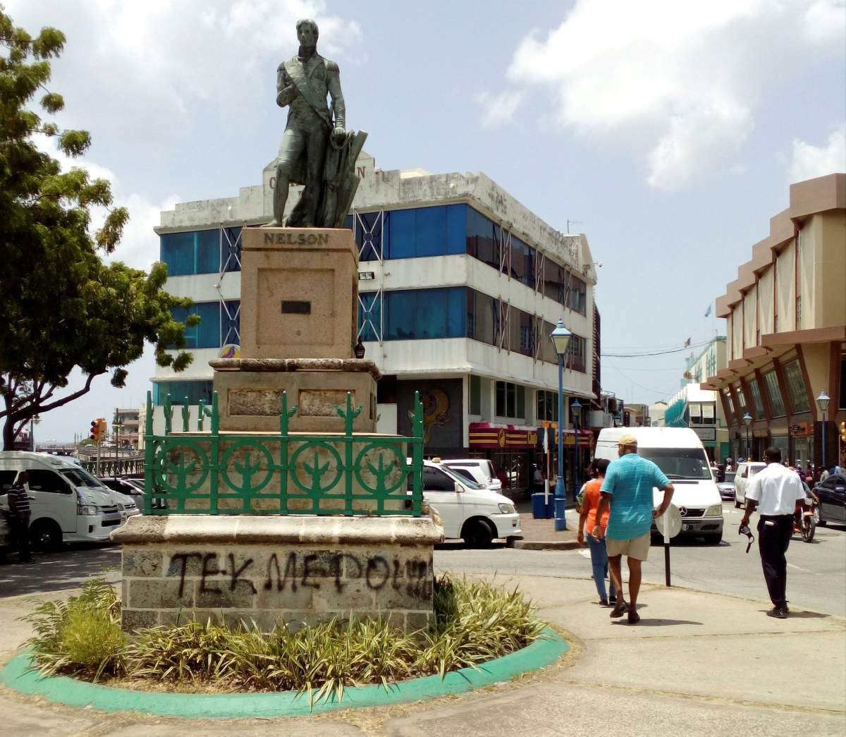 A statue of Royal Navy Vice-Admiral Horatio Nelson stands with its plinth vandalised a day after the government of the Caribbean island of Barbados said it wished to remove Britain's Queen Elizabeth as its head of state and become a republic, in Bridgetown, Barbados September 16, 2020.