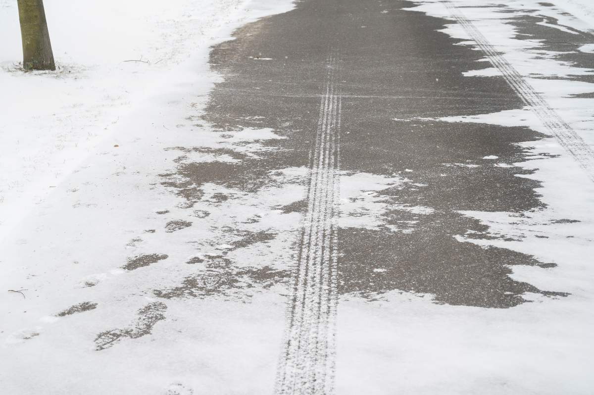 Icy Road Hamilton