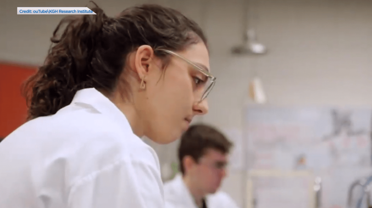 A Queen's University research team is looking into the triggers of chronic pain.